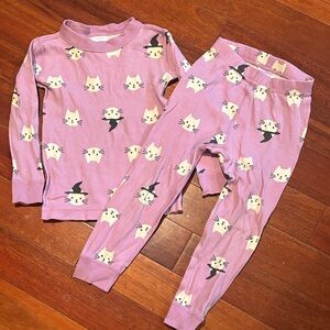 Hannah Andersson - 3T 90cm - Cat Print Pajamas